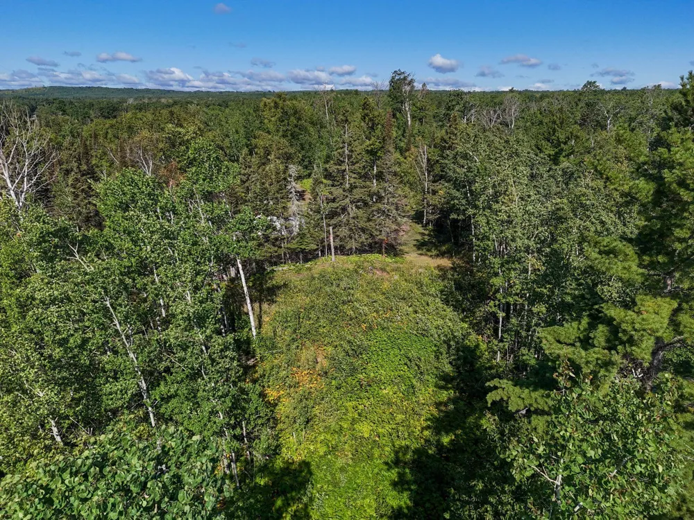 XXX Casper's Hill Road Grand Marais, MN 55604