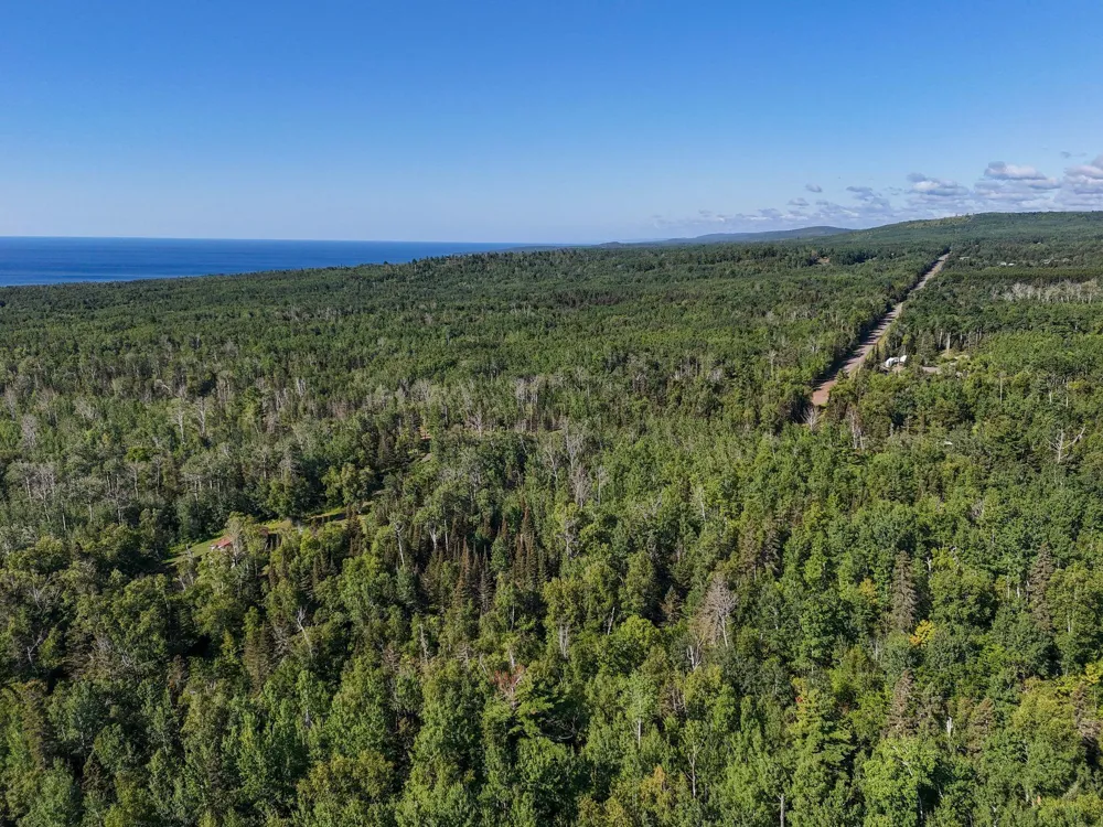 XXX Casper's Hill Road Grand Marais, MN 55604