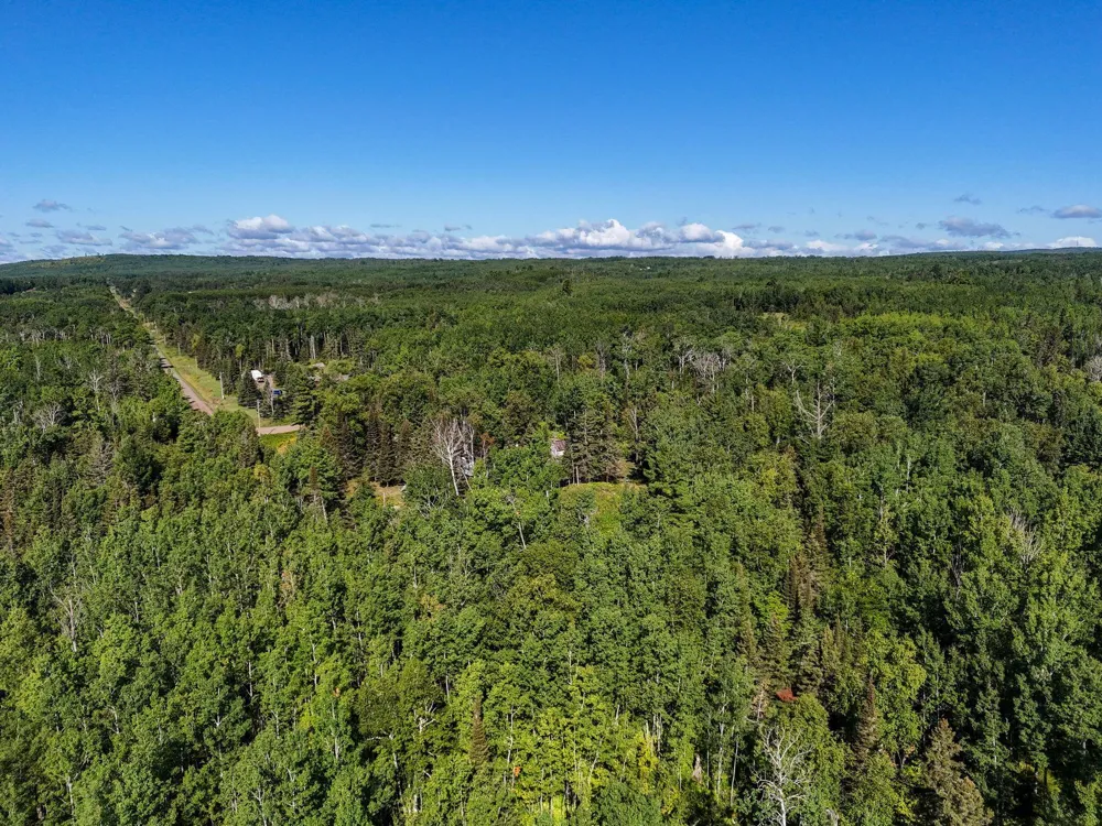 XXX Casper's Hill Road Grand Marais, MN 55604