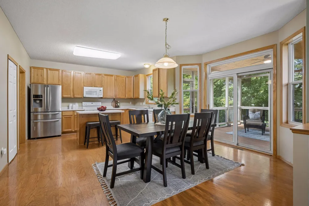 17586 91st Avenue Maple Grove, MN 55311