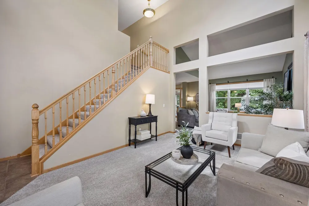 17586 91st Avenue Maple Grove, MN 55311