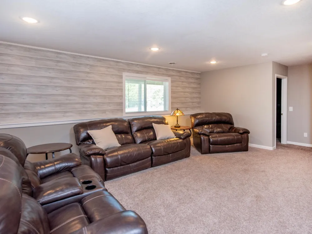 9827 66th Street S Cottage Grove, MN 55016