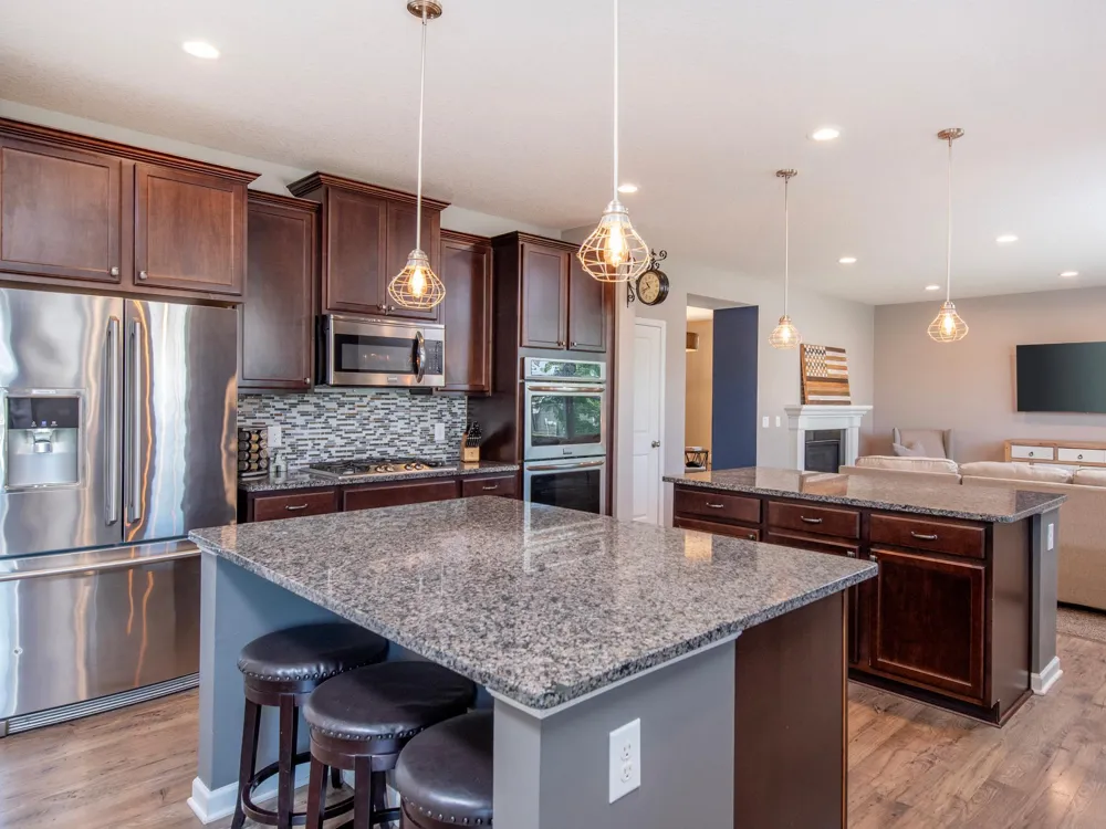 9827 66th Street S Cottage Grove, MN 55016