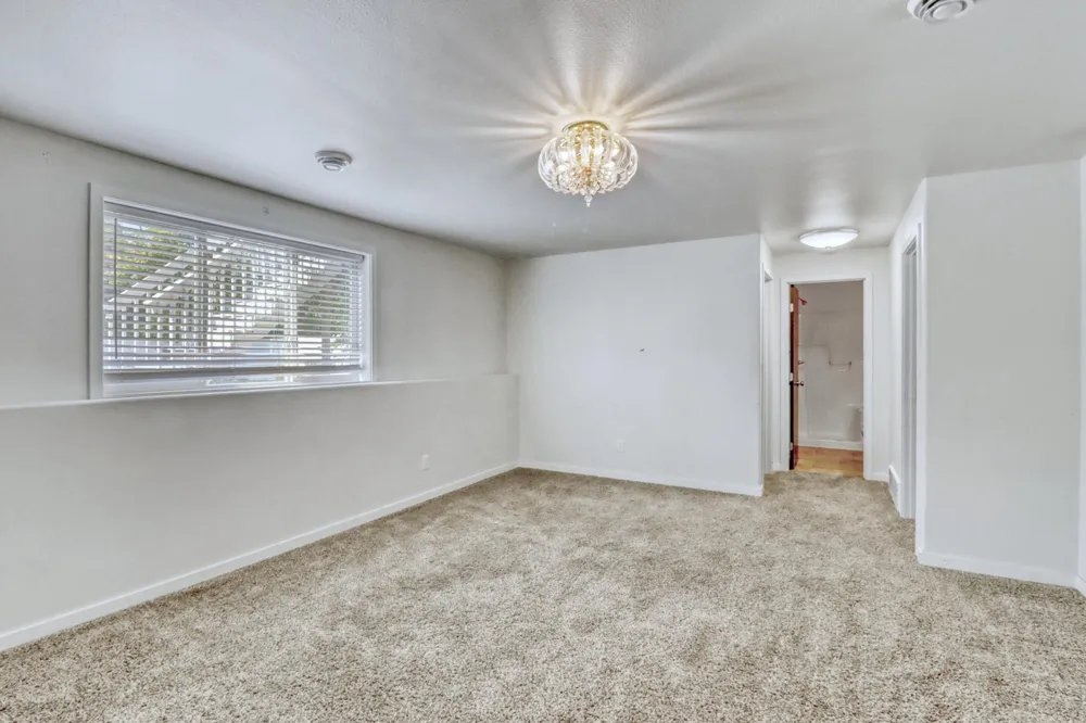 6242 63rd Avenue S Fargo, ND 58104