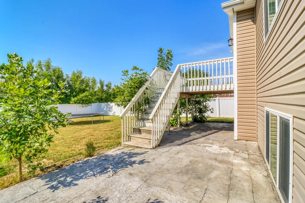 6242 63rd Avenue S Fargo, ND 58104