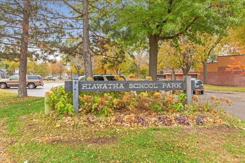 4436 42nd Avenue S Minneapolis, MN 55406