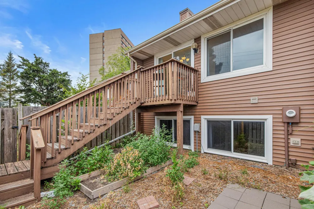 804 Seal Street Saint Paul, MN 55114