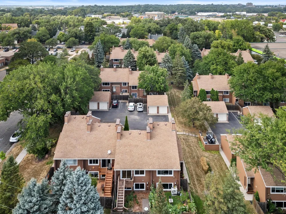 804 Seal Street Saint Paul, MN 55114