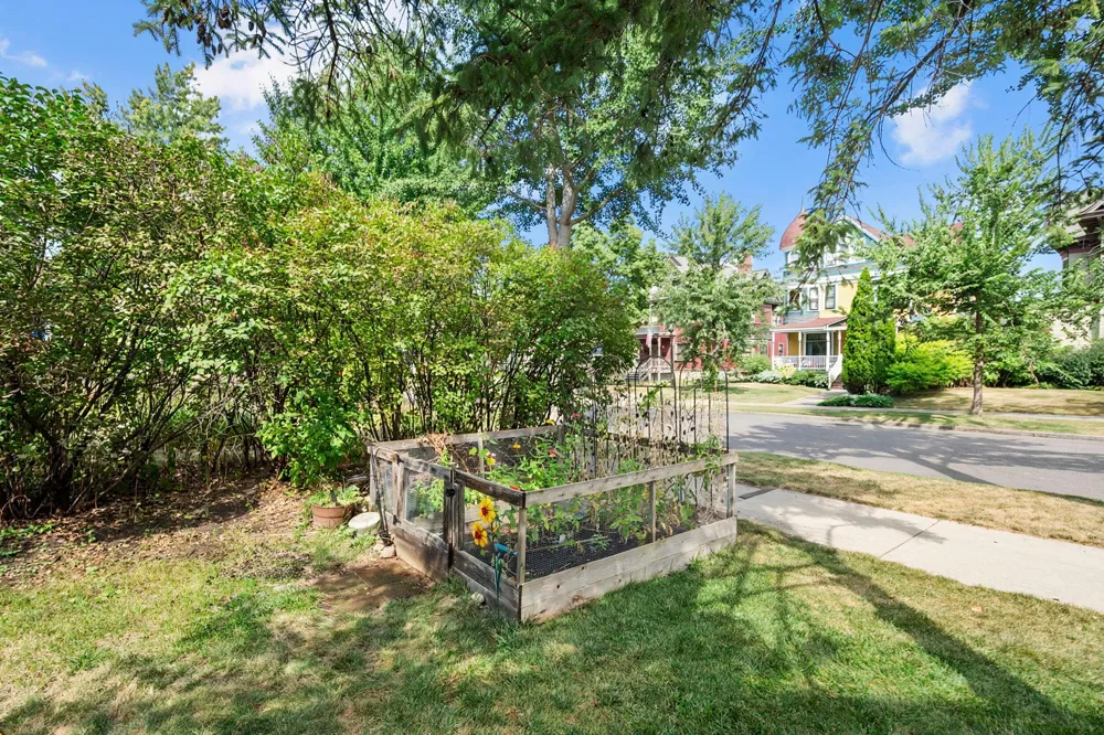 235 Kent Street Saint Paul, MN 55102