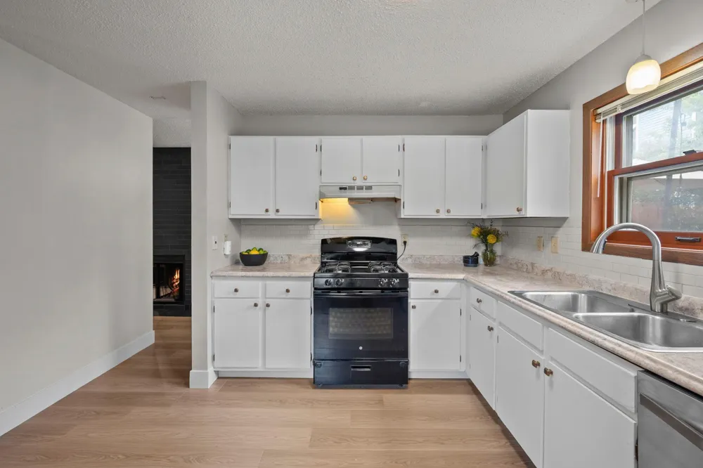 235 Kent Street Saint Paul, MN 55102