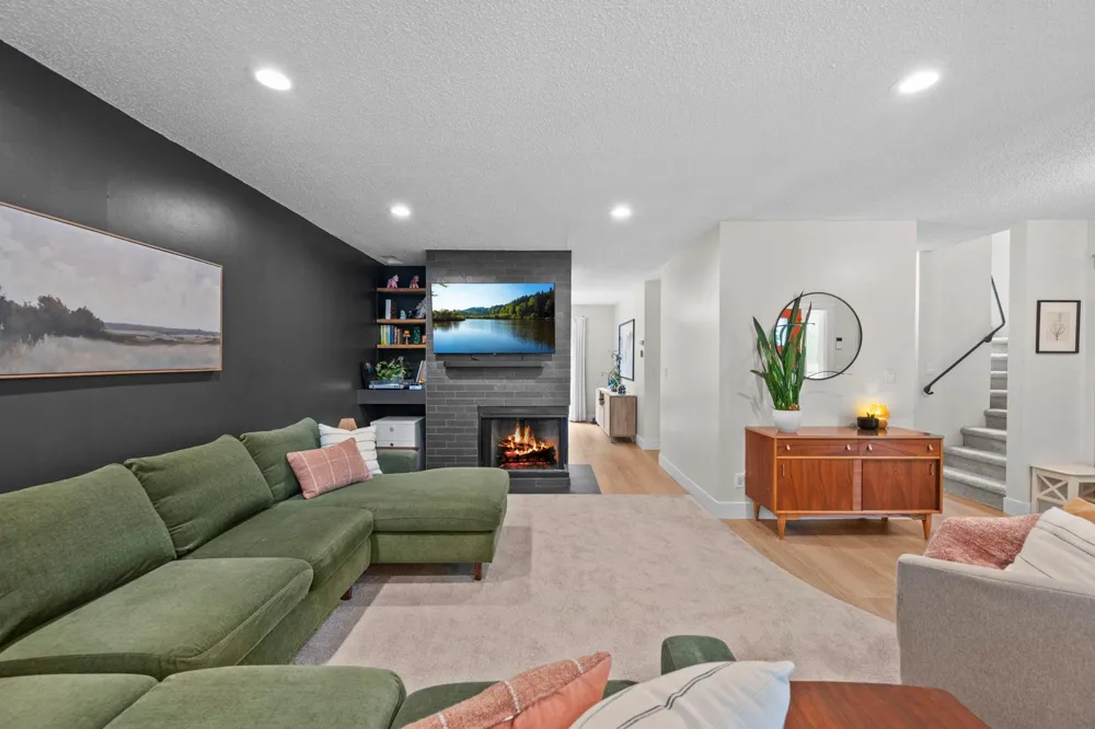 235 Kent Street Saint Paul, MN 55102