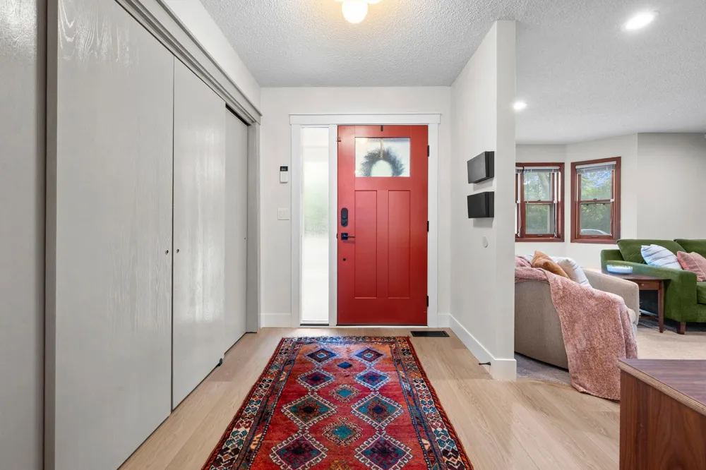 235 Kent Street Saint Paul, MN 55102