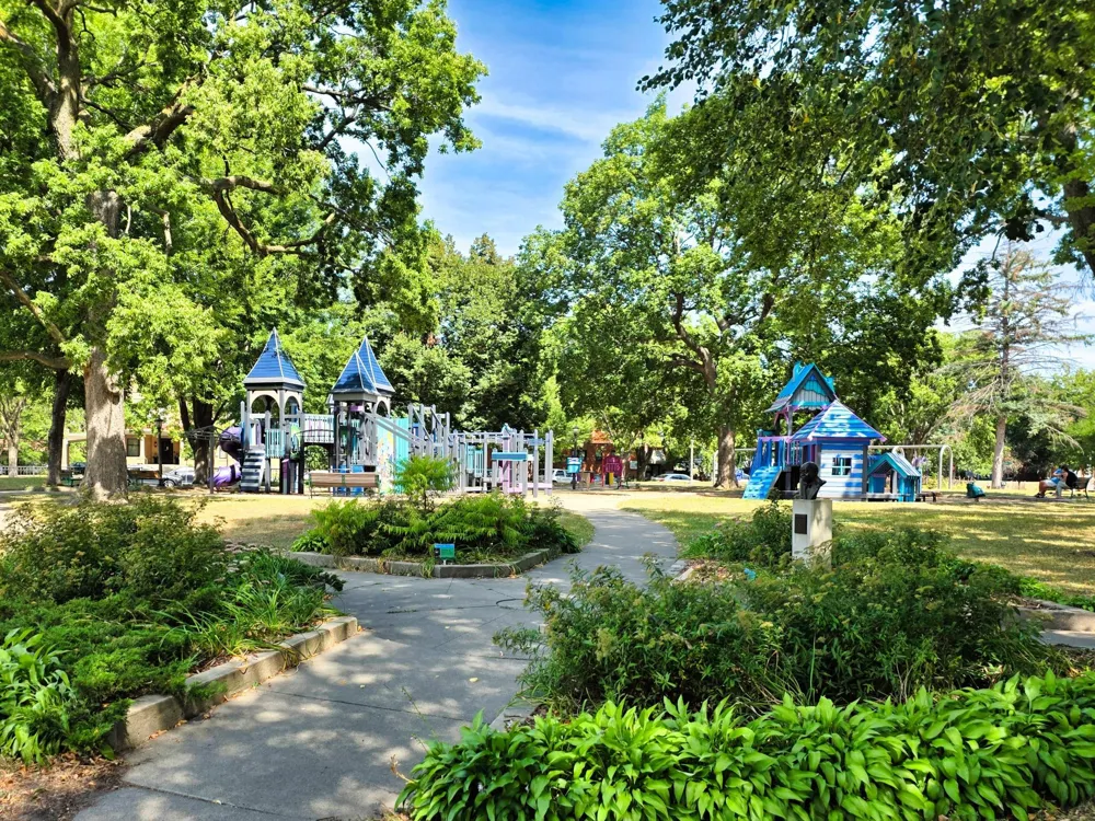 235 Kent Street Saint Paul, MN 55102