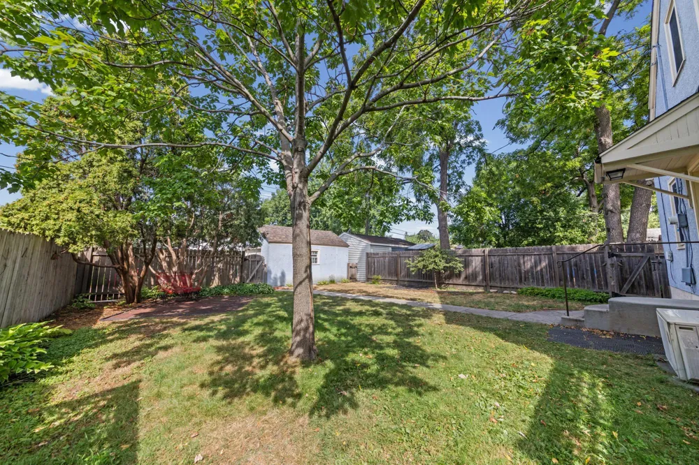 5748 1st Avenue S Minneapolis, MN 55419