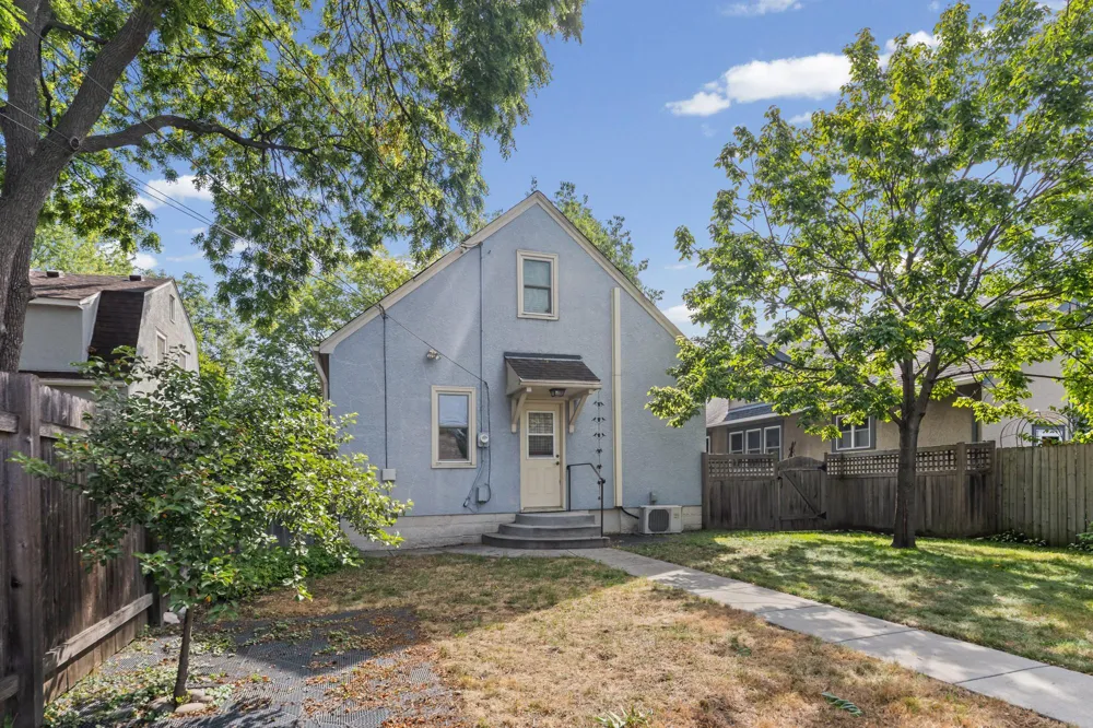 5748 1st Avenue S Minneapolis, MN 55419