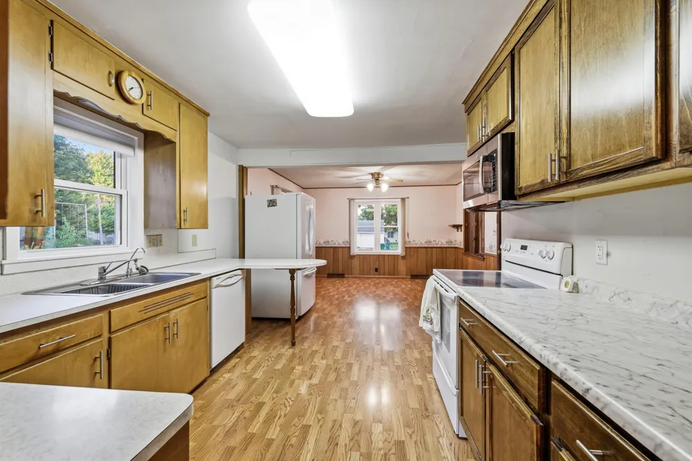 307 S 4th Street Le Sueur, MN 56058