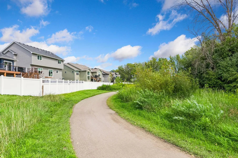 1558 Spruce Street Farmington, MN 55024