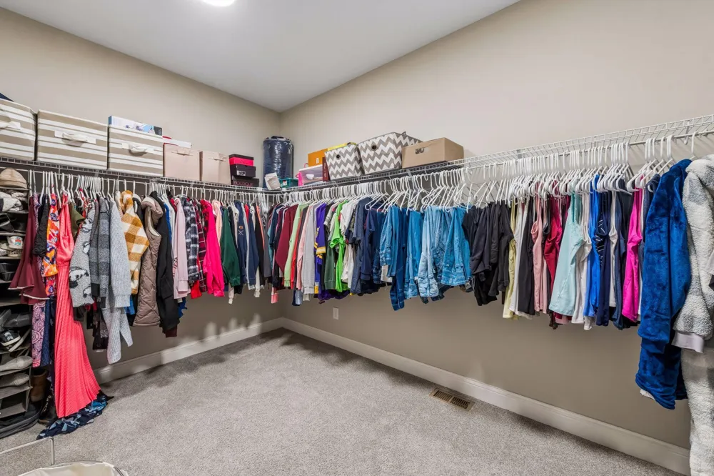 1558 Spruce Street Farmington, MN 55024