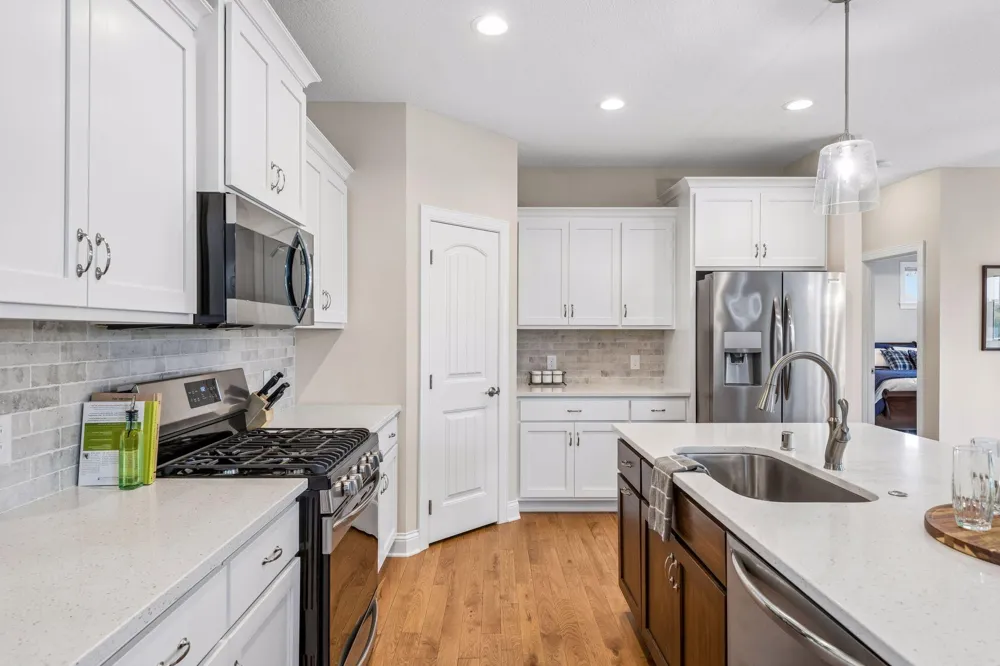 1558 Spruce Street Farmington, MN 55024