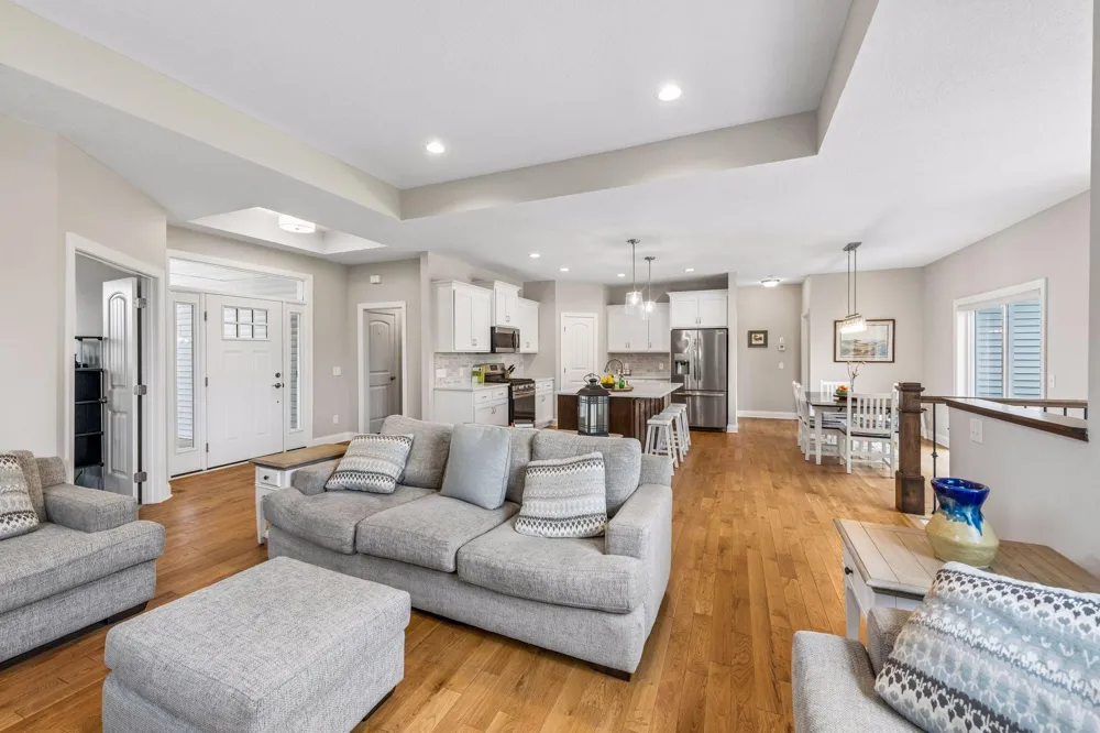 1558 Spruce Street Farmington, MN 55024
