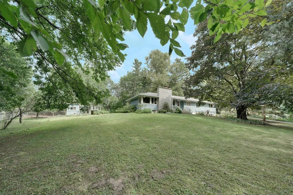 14616 Wildcrest Road Minnetonka, MN 55345