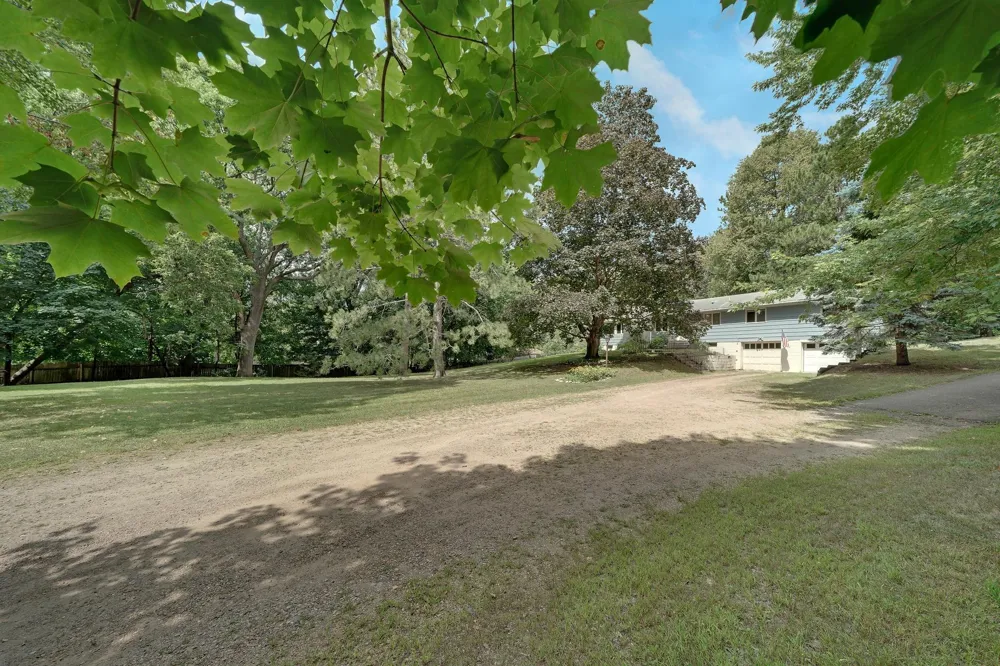 14616 Wildcrest Road Minnetonka, MN 55345
