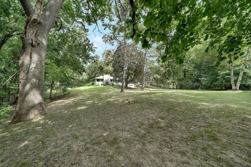 14616 Wildcrest Road Minnetonka, MN 55345