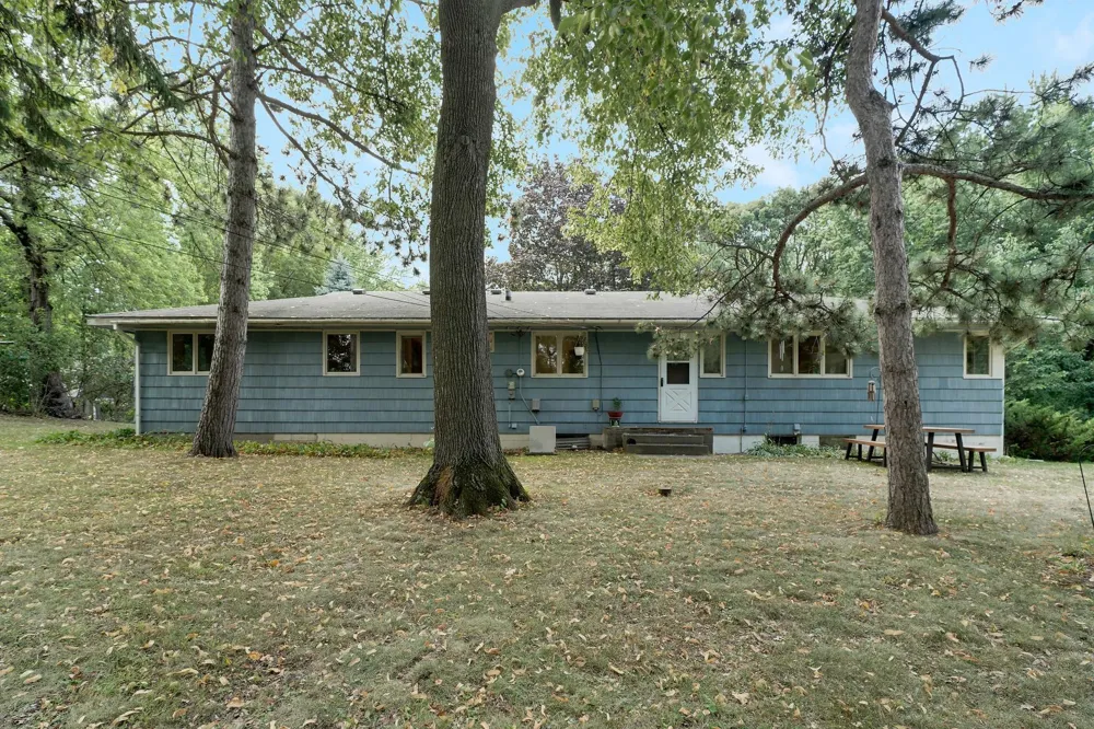 14616 Wildcrest Road Minnetonka, MN 55345