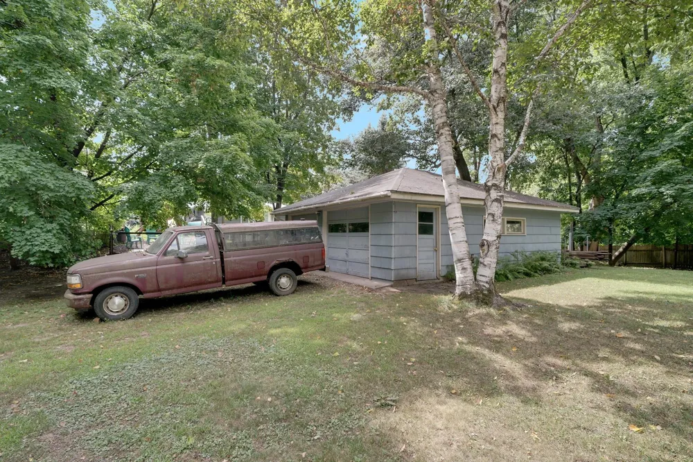 14616 Wildcrest Road Minnetonka, MN 55345