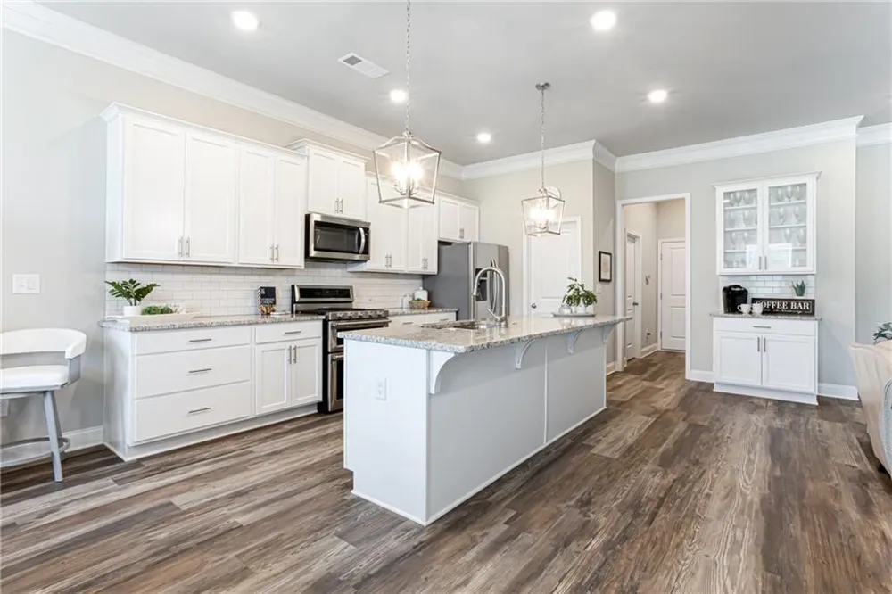 161 Parkers Place Hoschton, GA 30548