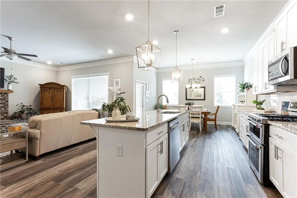 161 Parkers Place Hoschton, GA 30548
