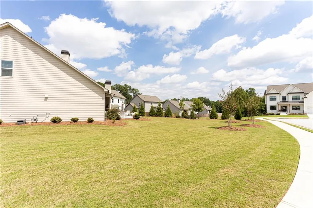 161 Parkers Place Hoschton, GA 30548
