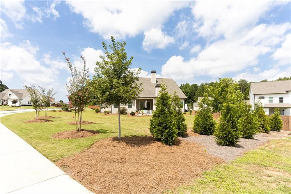 161 Parkers Place Hoschton, GA 30548