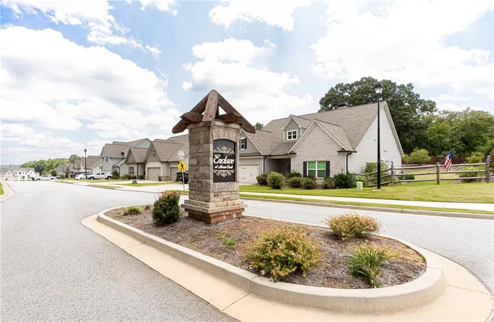 161 Parkers Place Hoschton, GA 30548