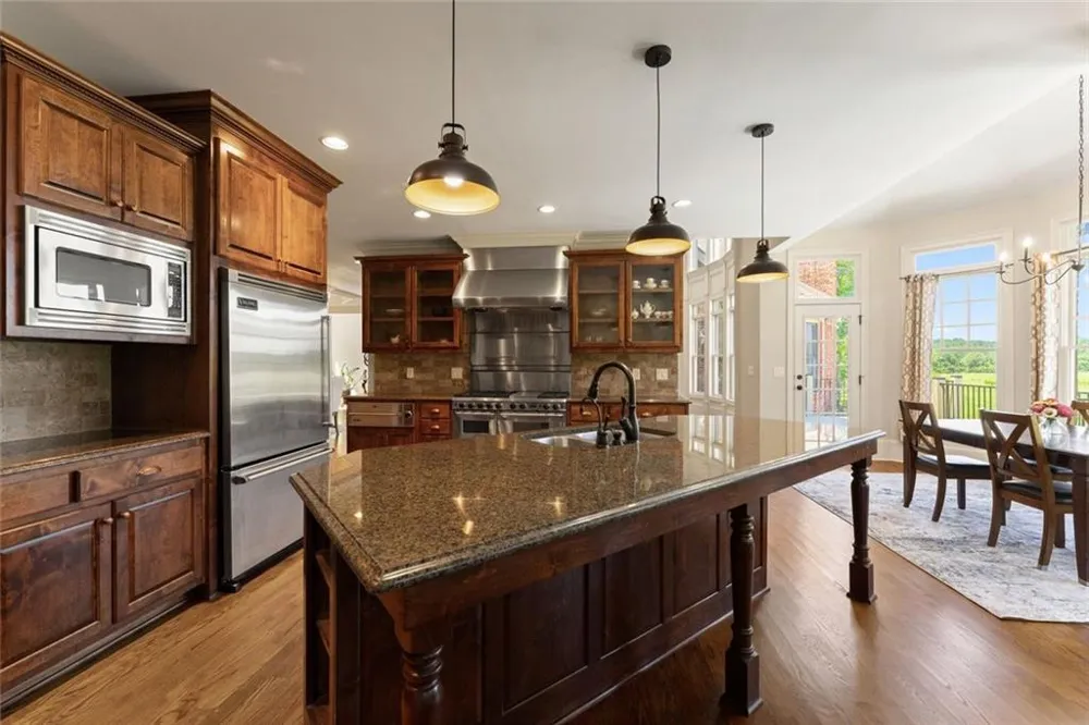 6077 Green Tree Lane Gainesville, GA 30506