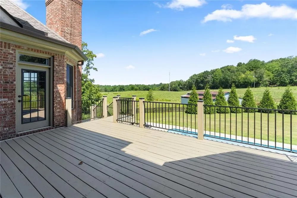 6077 Green Tree Lane Gainesville, GA 30506