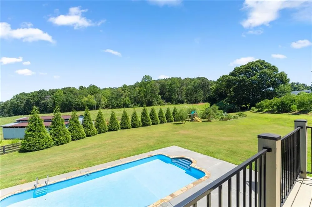 6077 Green Tree Lane Gainesville, GA 30506