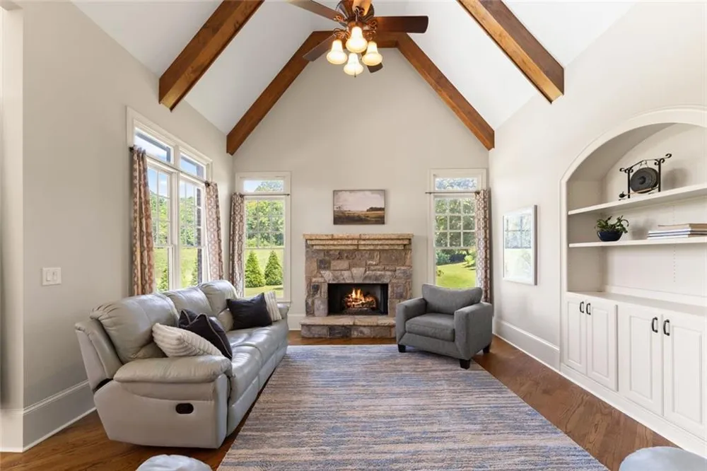 6077 Green Tree Lane Gainesville, GA 30506