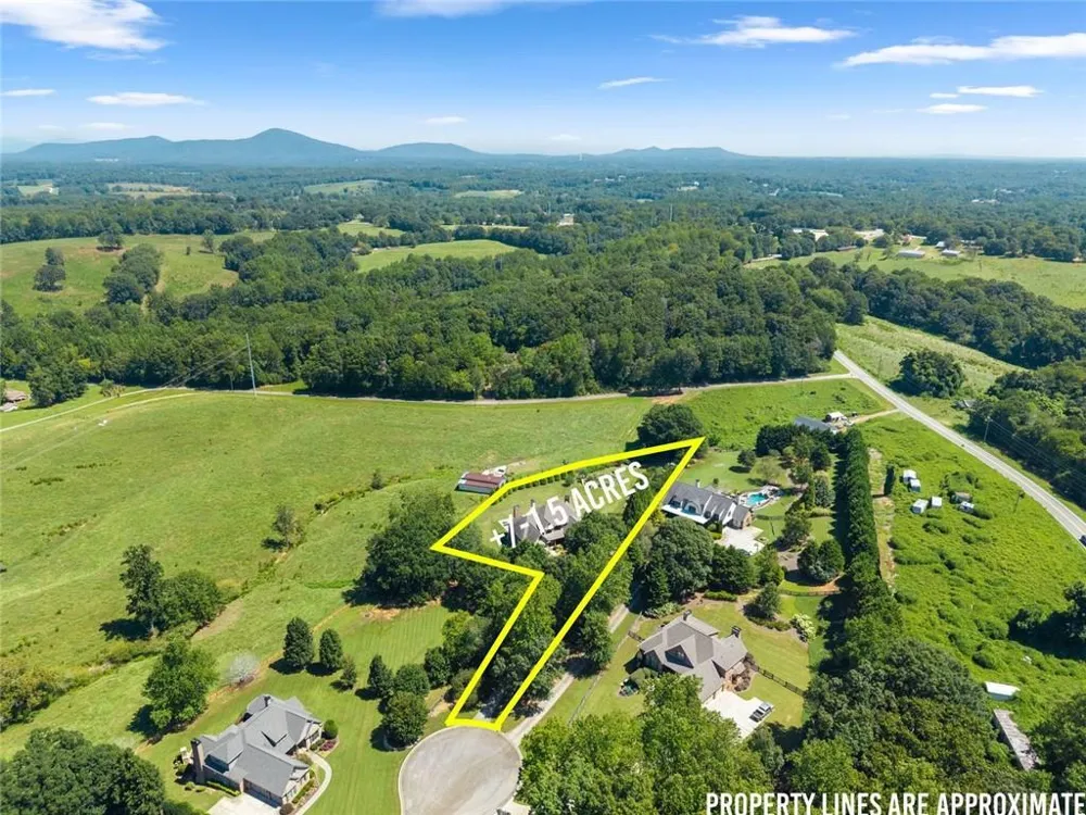 6077 Green Tree Lane Gainesville, GA 30506