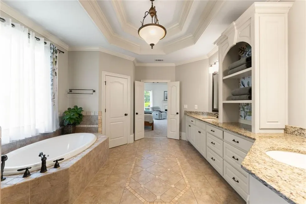 6077 Green Tree Lane Gainesville, GA 30506