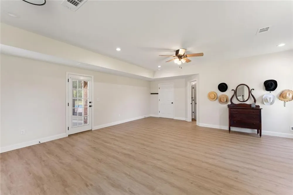 6077 Green Tree Lane Gainesville, GA 30506