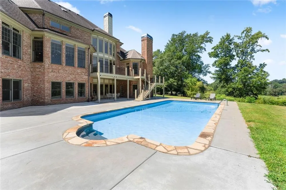 6077 Green Tree Lane Gainesville, GA 30506