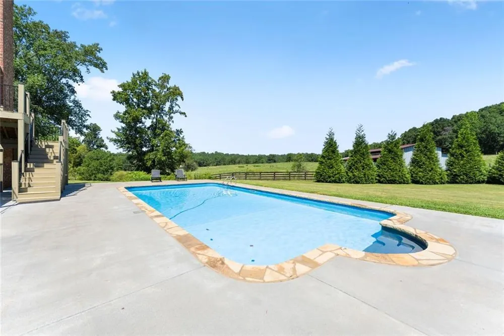 6077 Green Tree Lane Gainesville, GA 30506