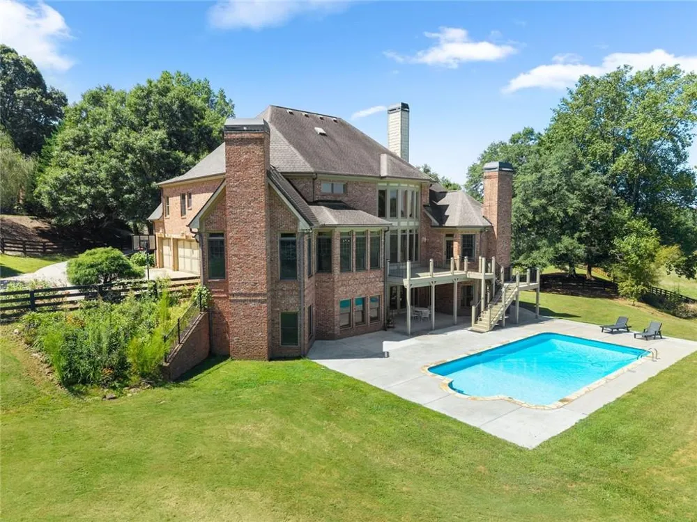 6077 Green Tree Lane Gainesville, GA 30506