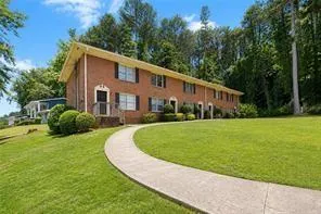 1010 Sexton Drive #10