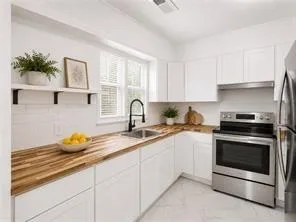 1010 Sexton Drive #10 Stone Mountain, GA 30083