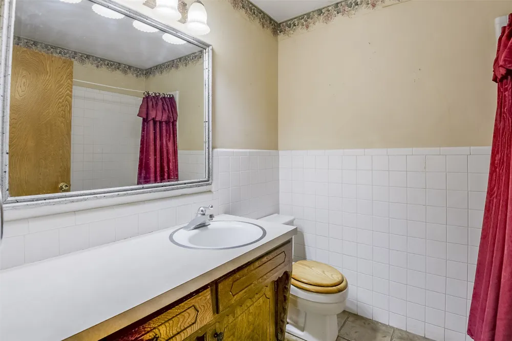 102 Alamo Street Waxahachie, TX 75165