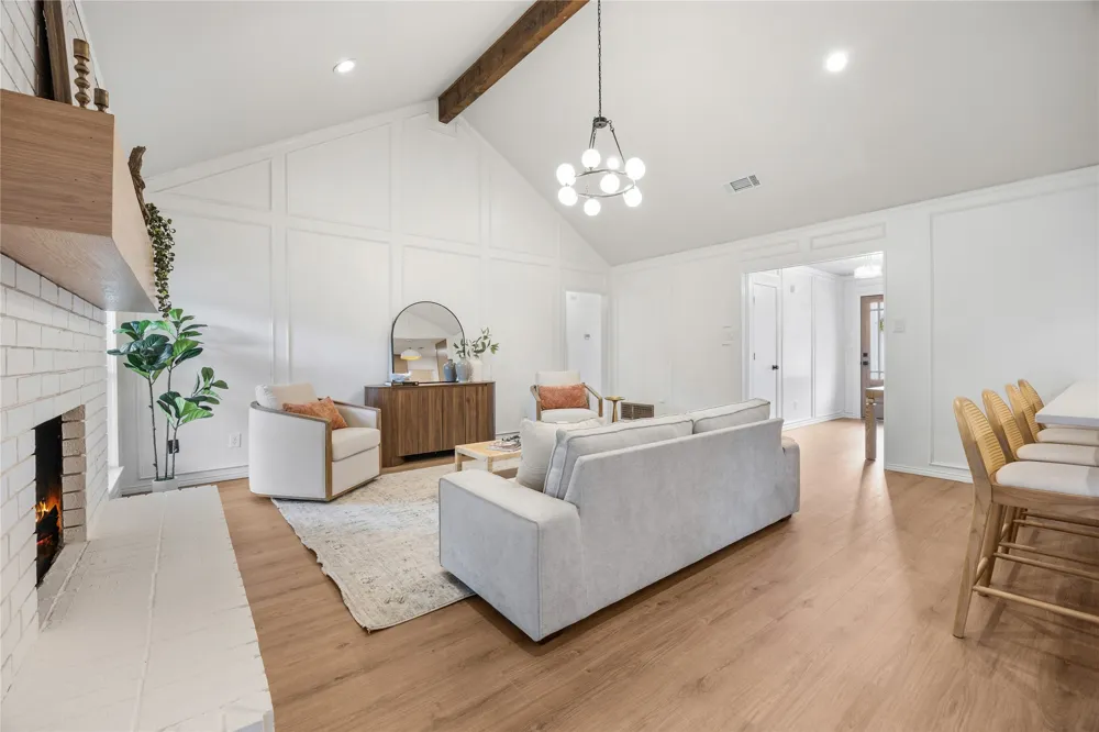 1816 Big Bend Drive Grapevine, TX 76051