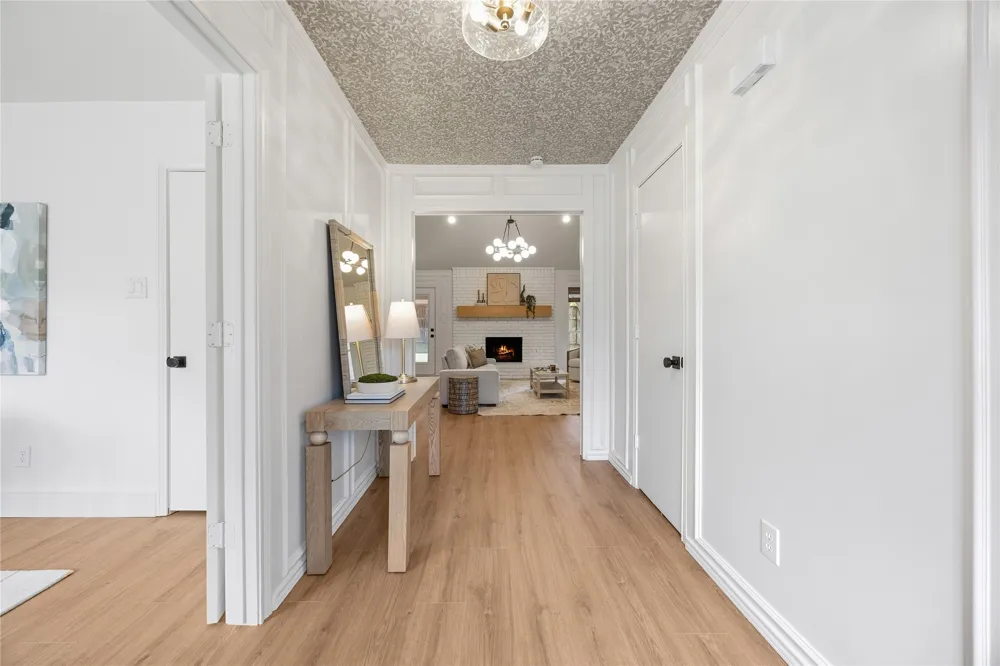1816 Big Bend Drive Grapevine, TX 76051