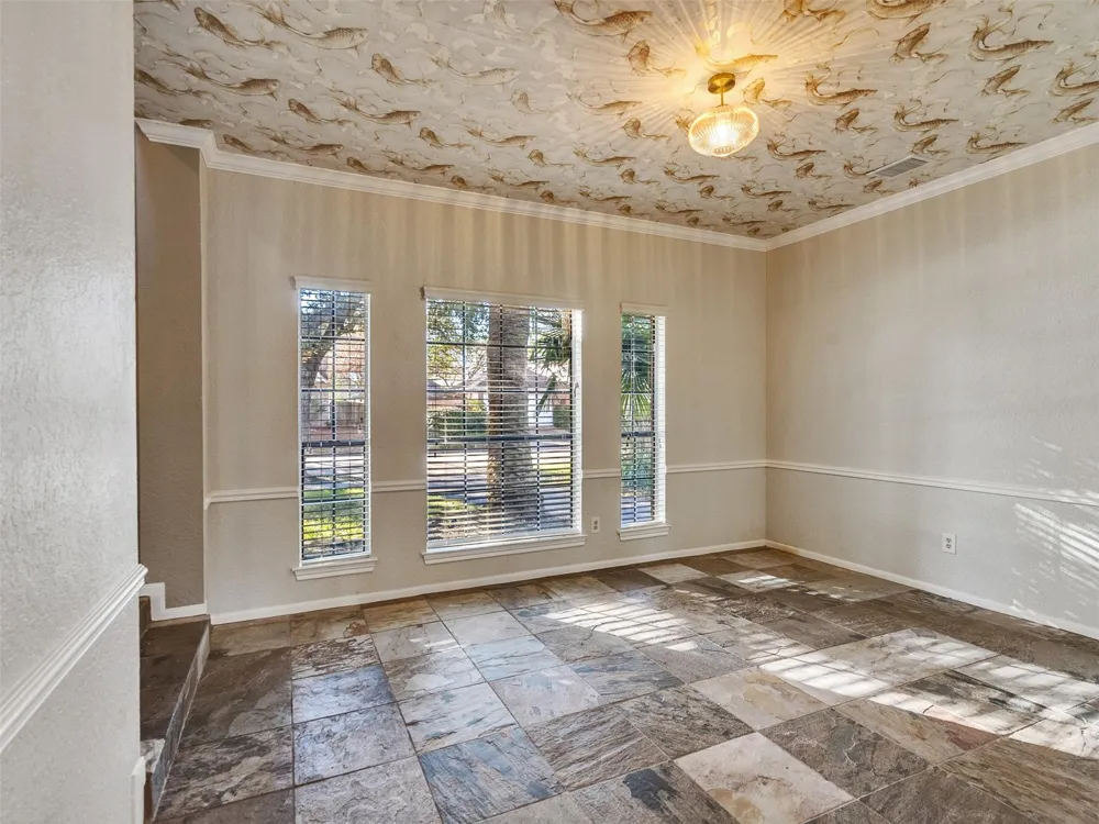114 Bayou Bend Drive League City, TX 77573